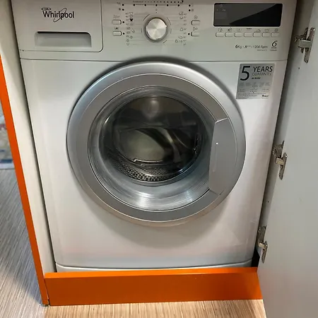 Park View Center - 2 Bdr *