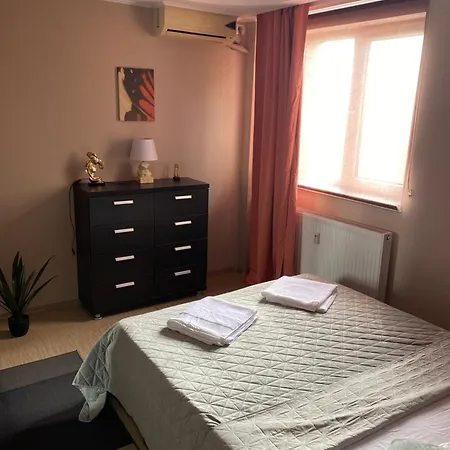 Park View Center - 2 Bdr * Boekarest